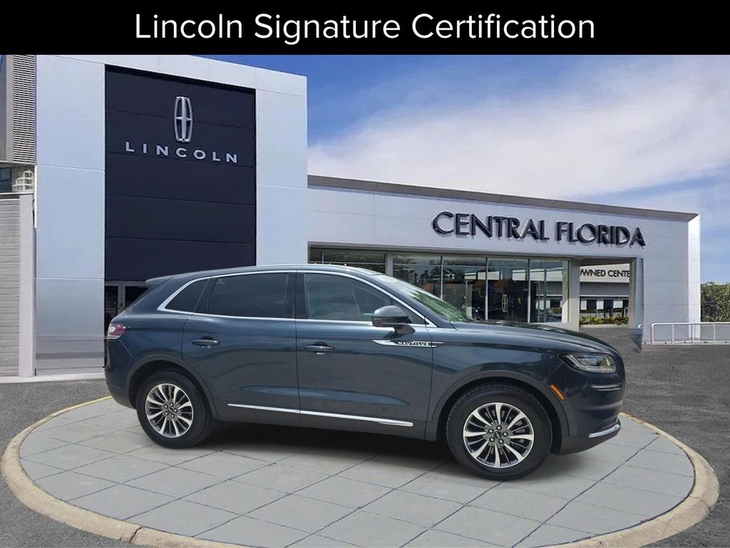 2022 Lincoln Nautilus FWD's photo