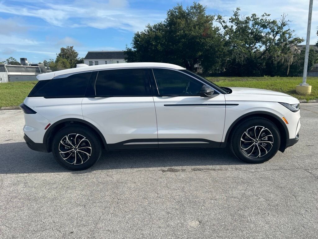 Certified 2025 Lincoln Nautilus Premiere SUV