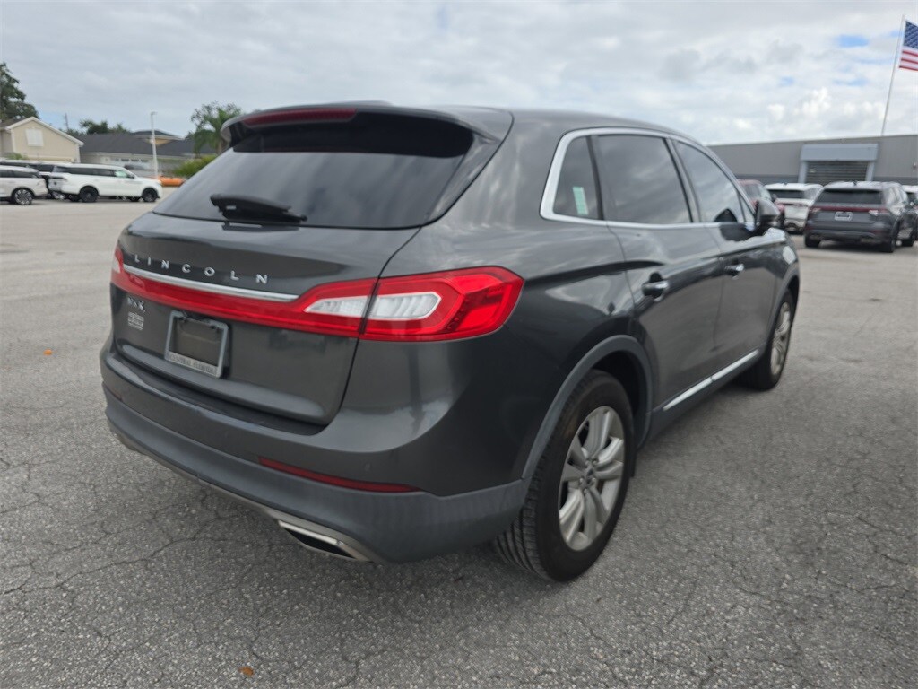 2017 Lincoln MKX Select photo 4