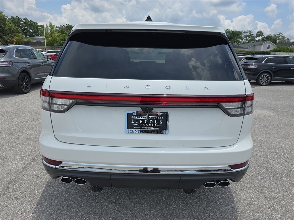 2025 Lincoln Aviator Reserve photo 4