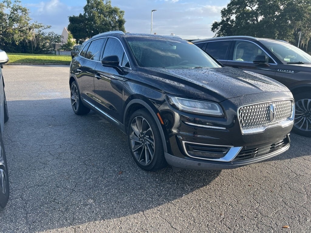 2019 Lincoln Nautilus Reserve photo 3