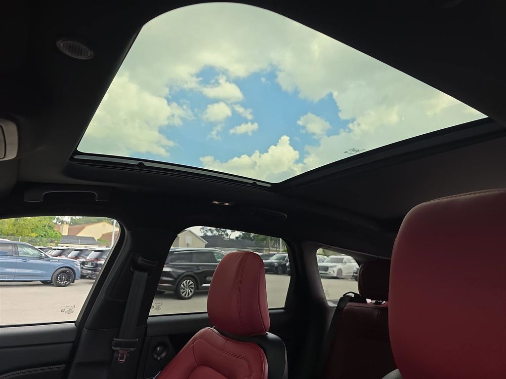 2025 Lincoln Corsair Grand Touring - Photo 26