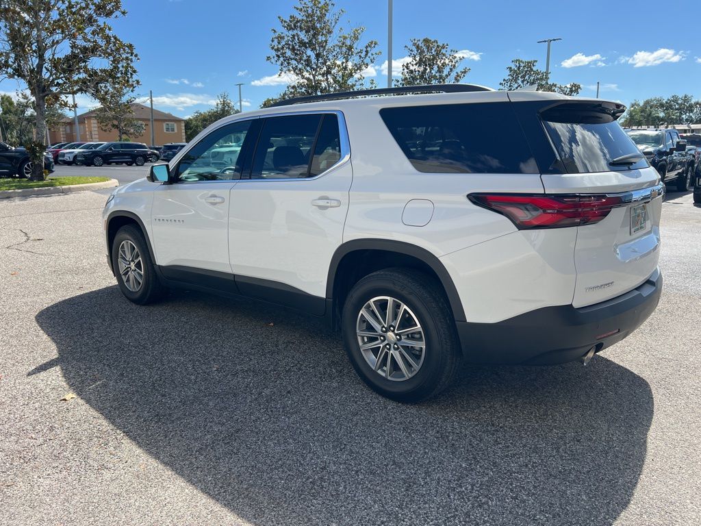 2023 Chevrolet Traverse Cloth 1LT photo 3