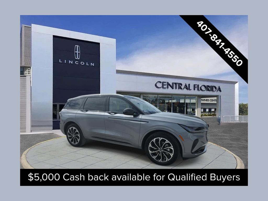 2025 Lincoln Nautilus Reserve's photo