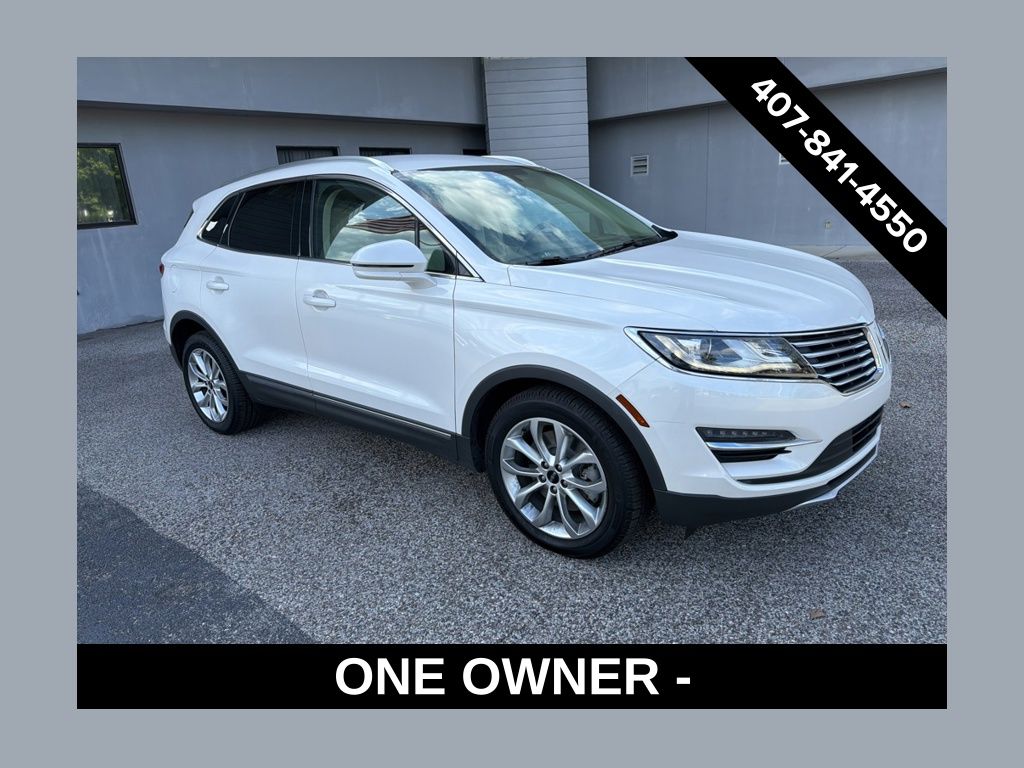 2015 Lincoln MKC FWD's photo