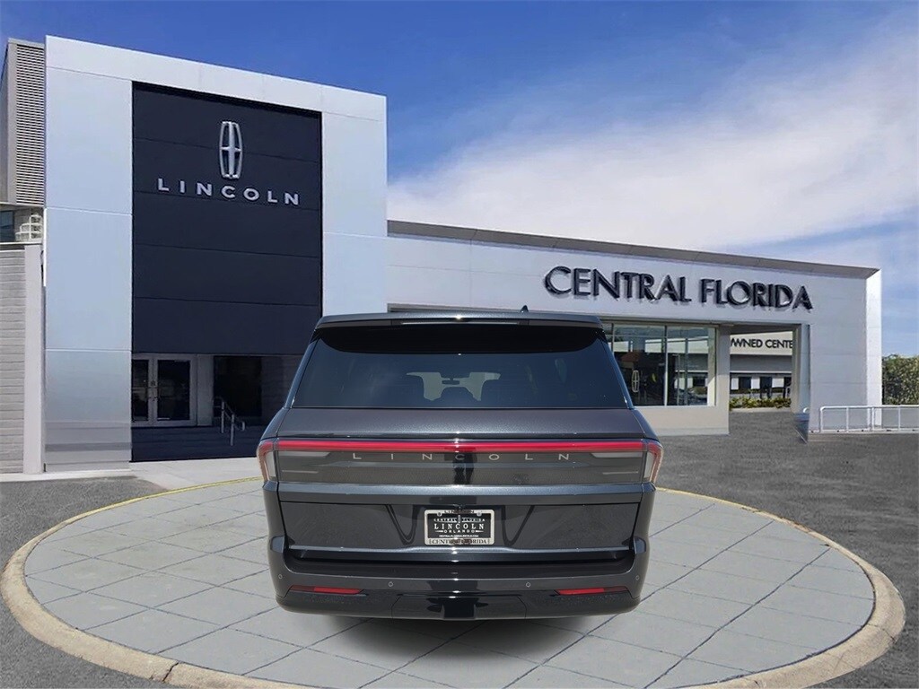 2025 Lincoln Navigator L Reserve photo 3