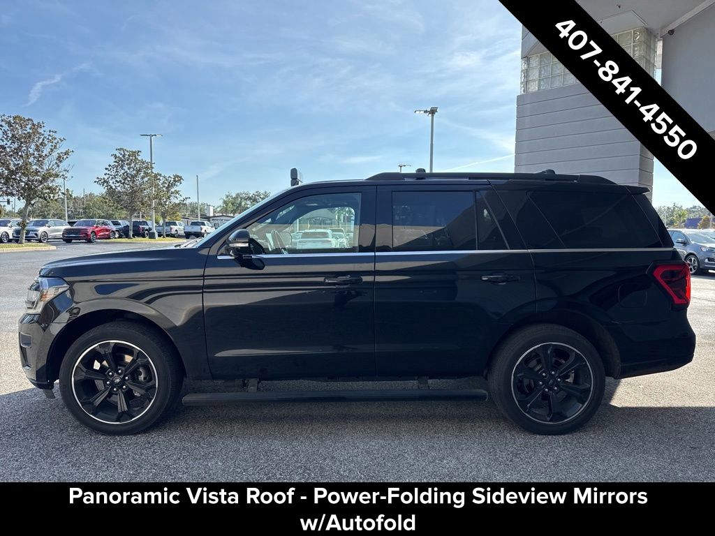 2022 Ford Expedition Limited photo 2