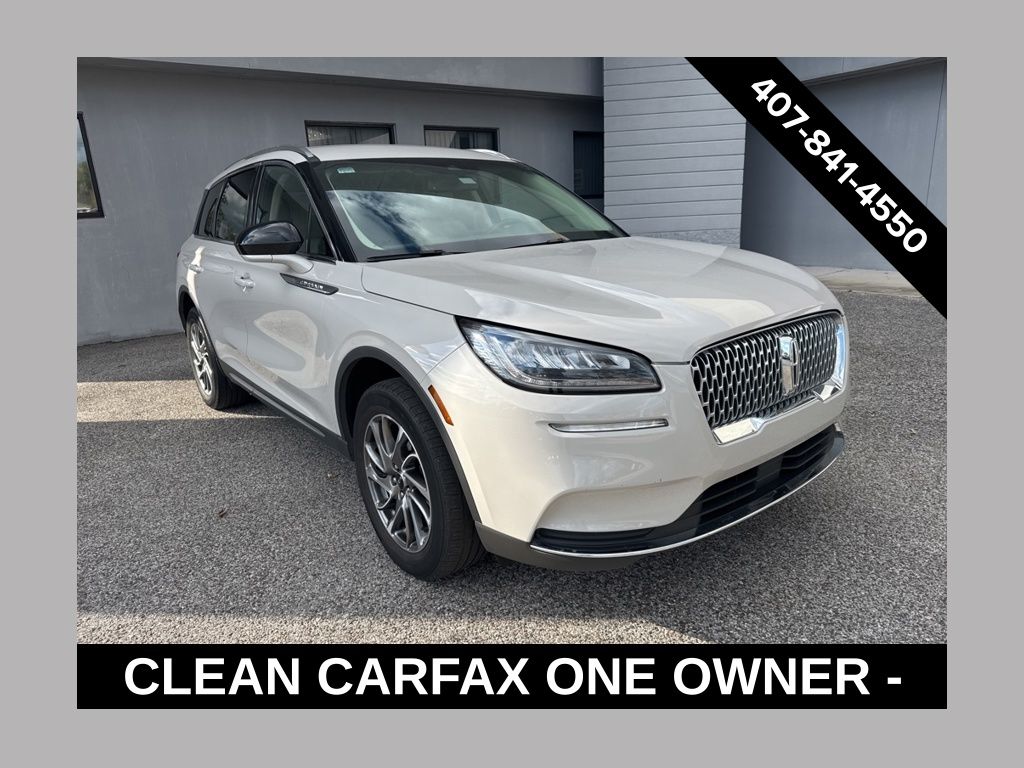 2022 Lincoln Corsair Base's photo