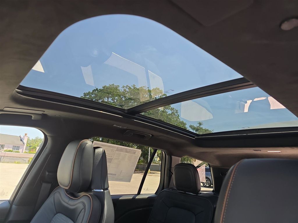 2025 Lincoln Aviator Black Label - Photo 26