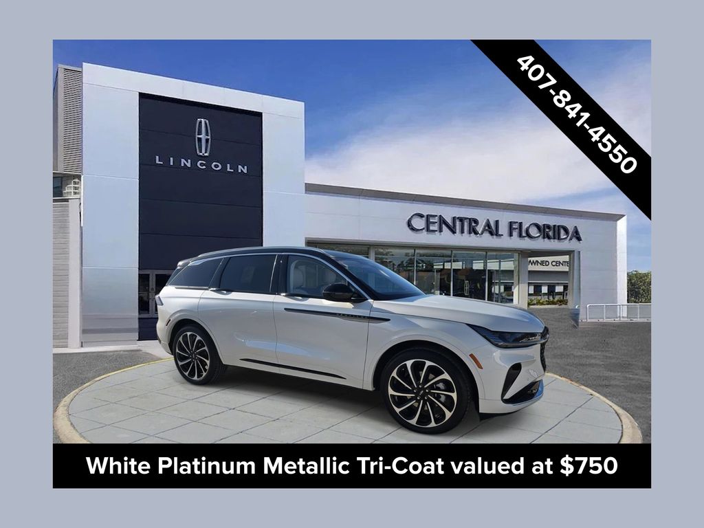 2026 Lincoln Nautilus Black Label's photo