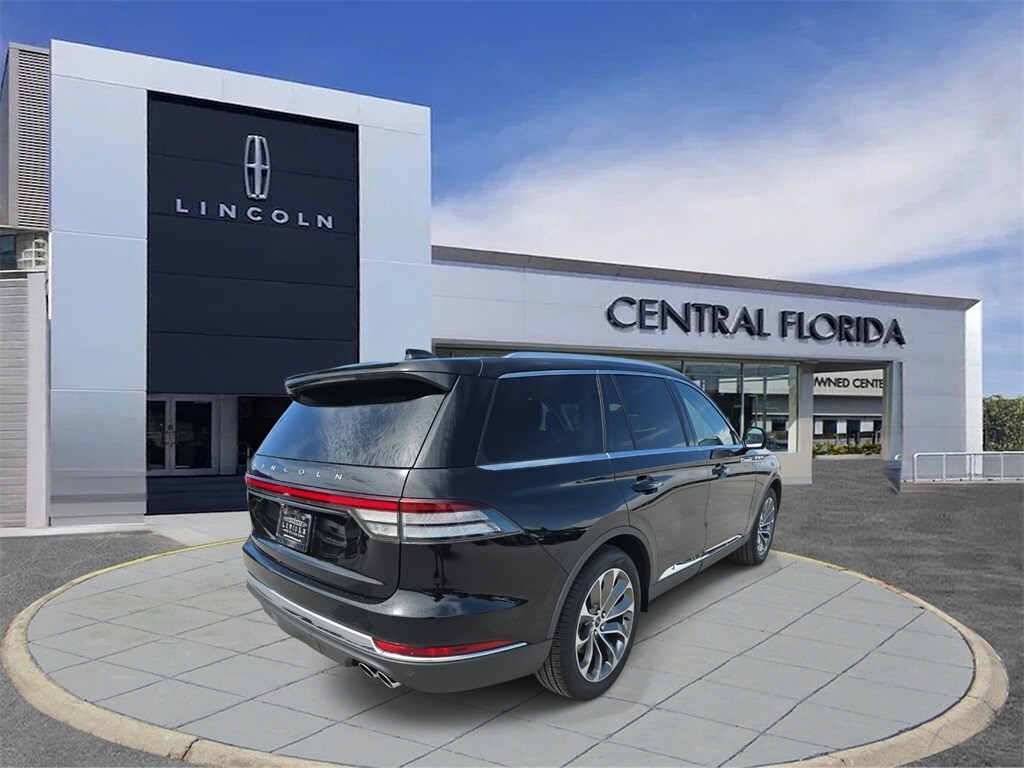 2025 Lincoln Aviator Premiere photo 3