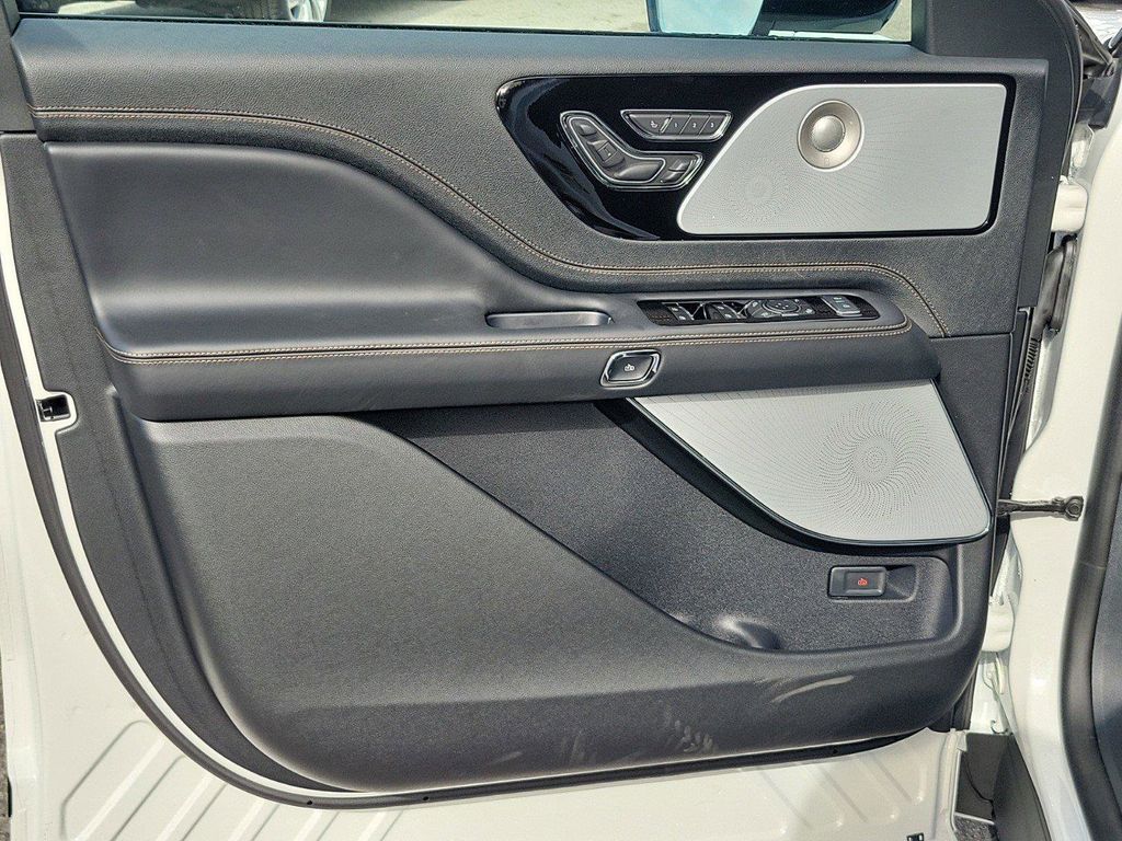 2025 Lincoln Aviator Black Label - Photo 19
