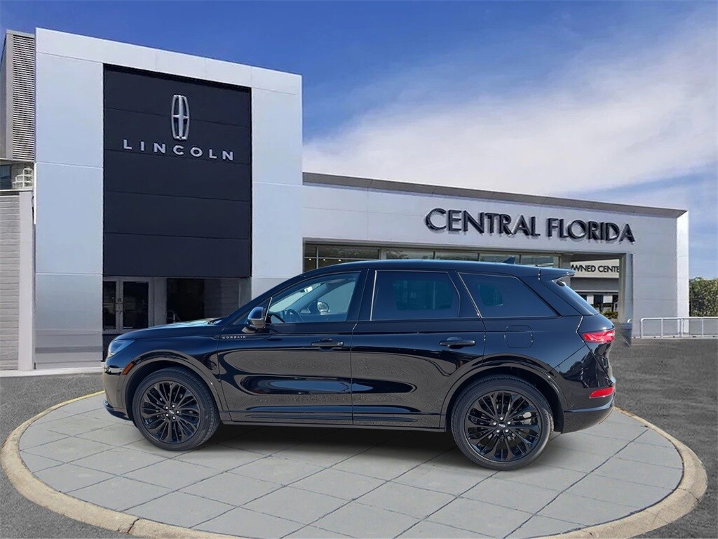 2024 Lincoln Corsair Premiere photo 4