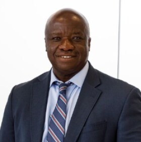 Staff member DARAN BUCKNOR from ID_86a70c5f0025