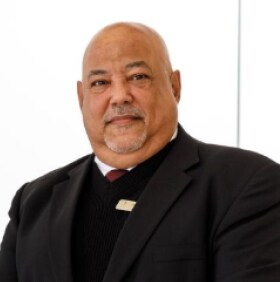 Staff member Jose Reyes from ID_ca46d008d4c0