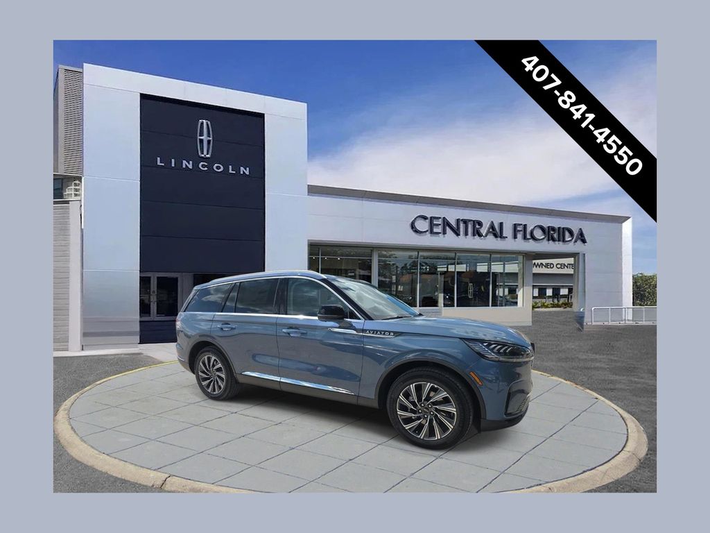 2026 Lincoln Aviator Premiere AWD's photo