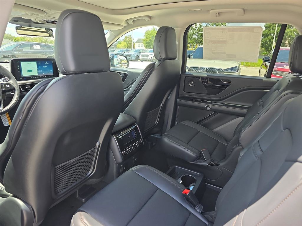 2025 Lincoln Aviator Premiere - Photo 14