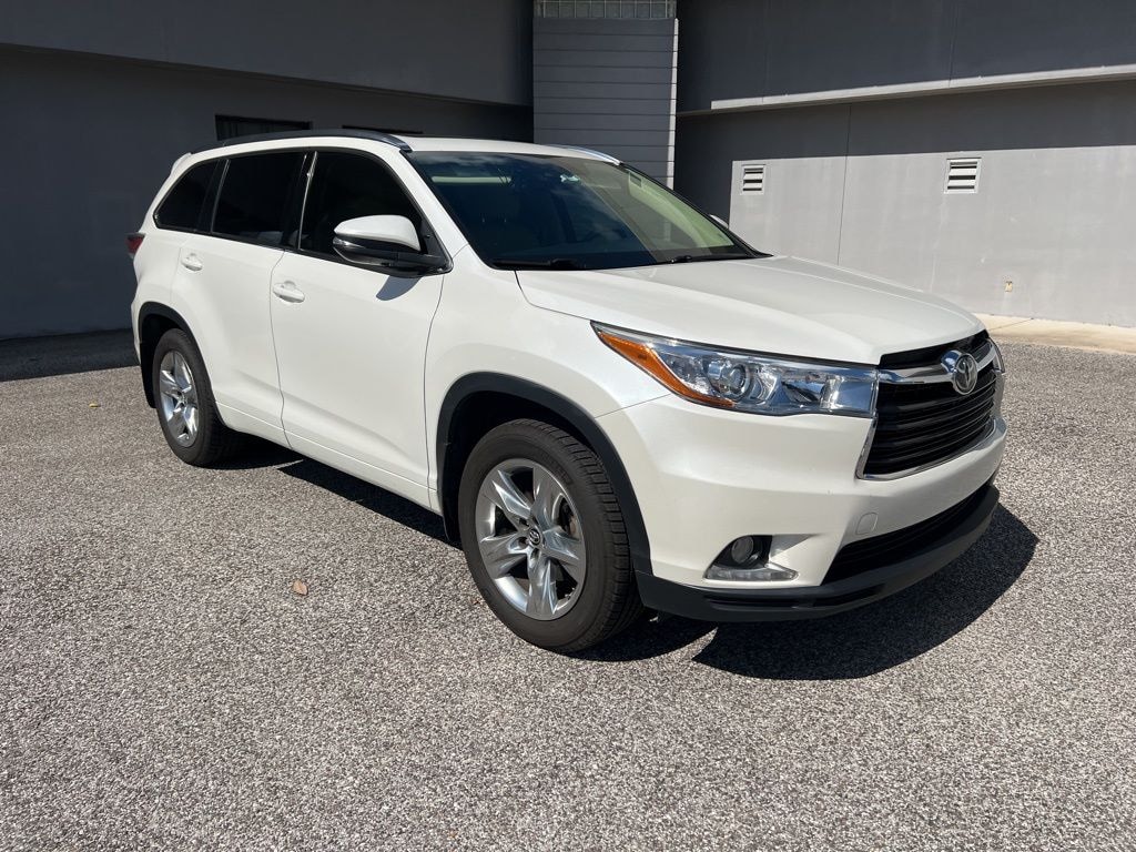 Used 2016 Toyota Highlander Limited Platinum V6 SUV