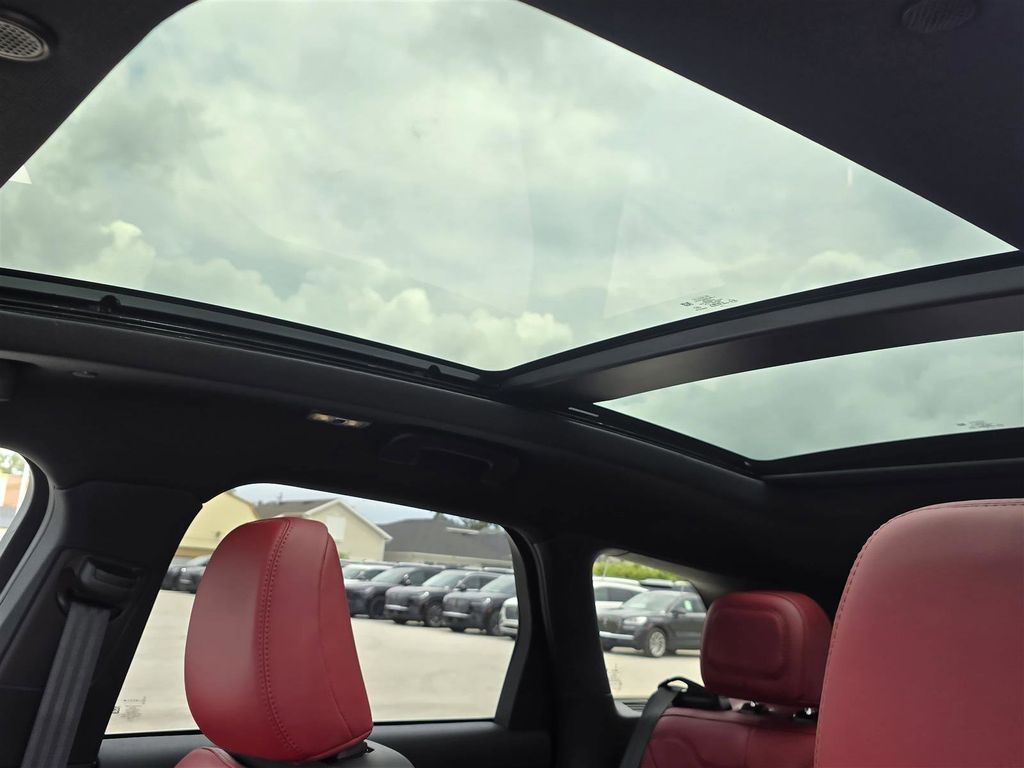 2025 Lincoln Corsair Grand Touring - Photo 29