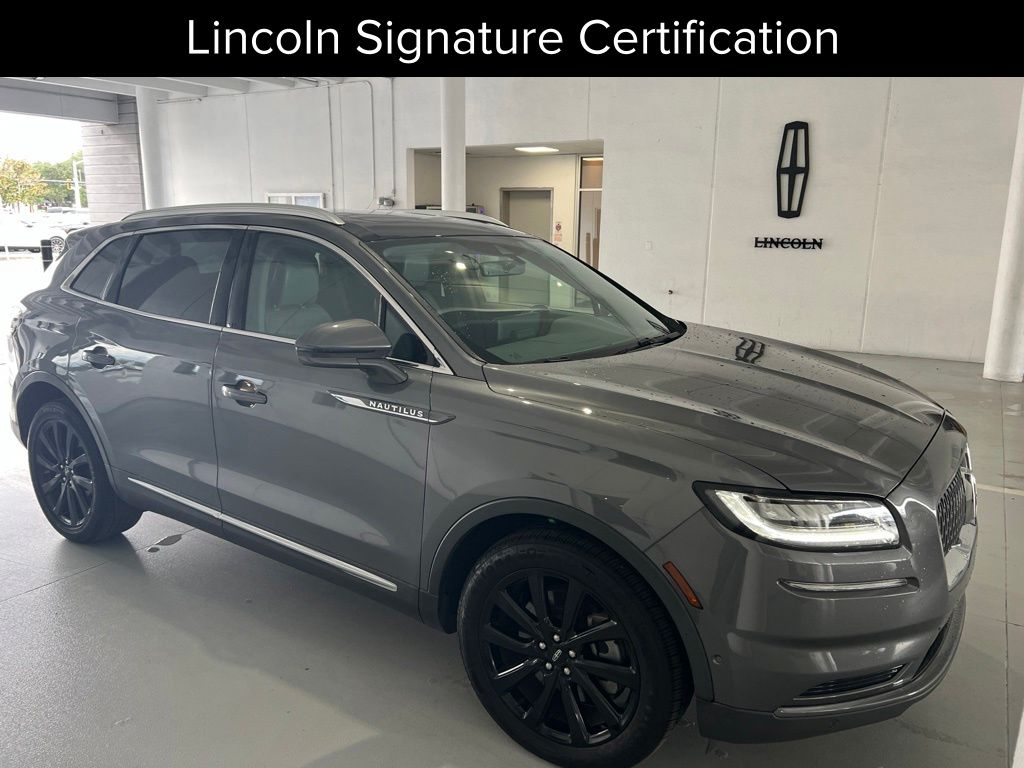 2022 Lincoln Nautilus Reserve FWD photo
