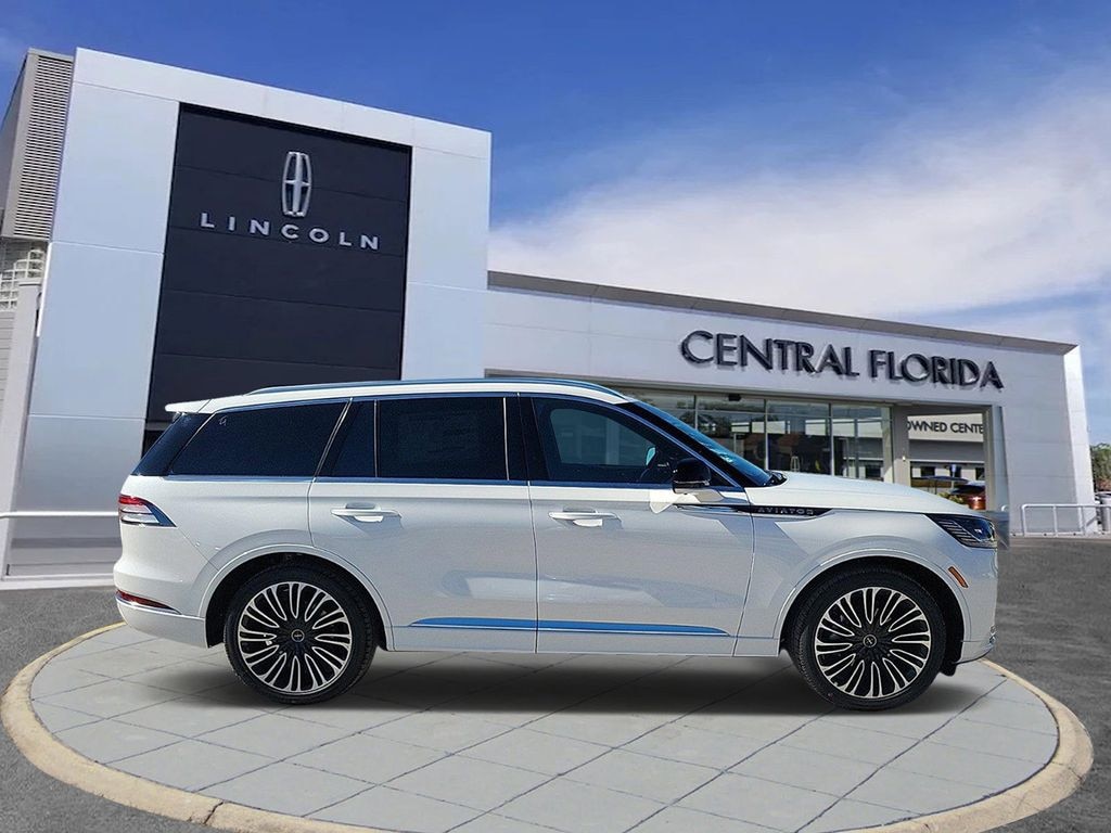 New 2025 Lincoln Aviator Black Label SUV