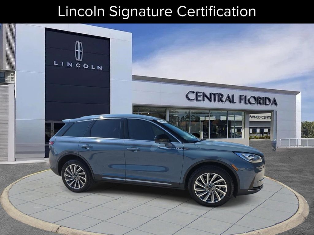 2024 Lincoln Corsair Reserve FWD's photo