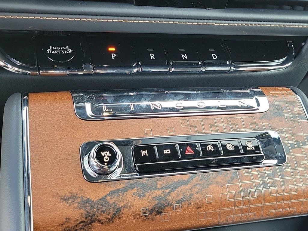 2025 Lincoln Aviator Black Label - Photo 23