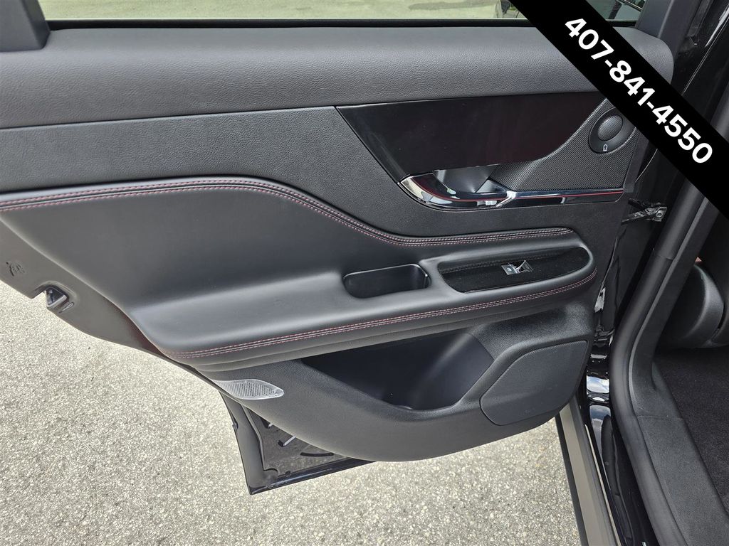 2025 Lincoln Corsair Grand Touring - Photo 9