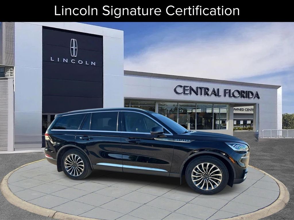 2022 Lincoln Aviator Reserve RWD's photo