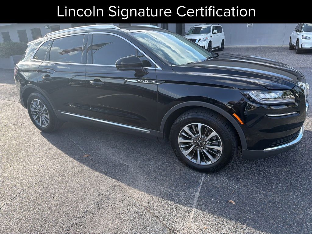 2023 Lincoln Nautilus FWD's photo