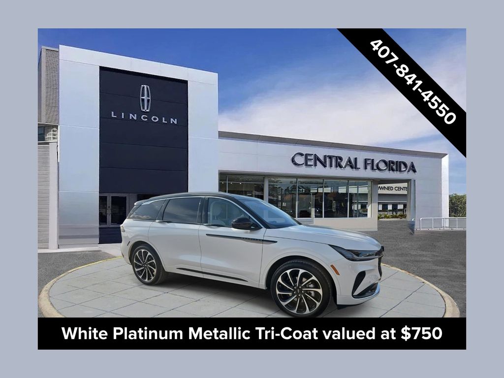 2026 Lincoln Nautilus Black Label's photo