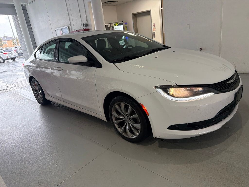 Used 2015 Chrysler 200 S Sedan