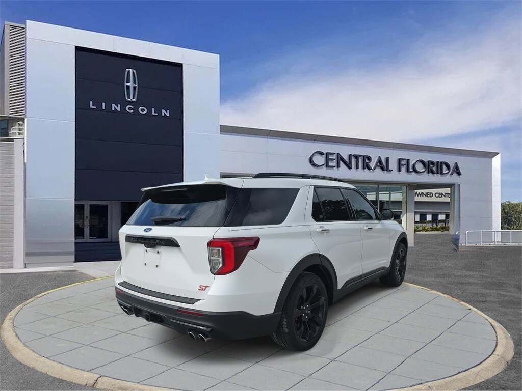 2020 Ford Explorer ST photo 2