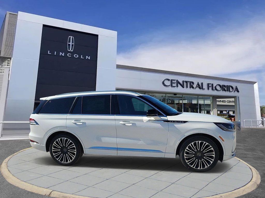 New 2025 Lincoln Aviator Black Label SUV