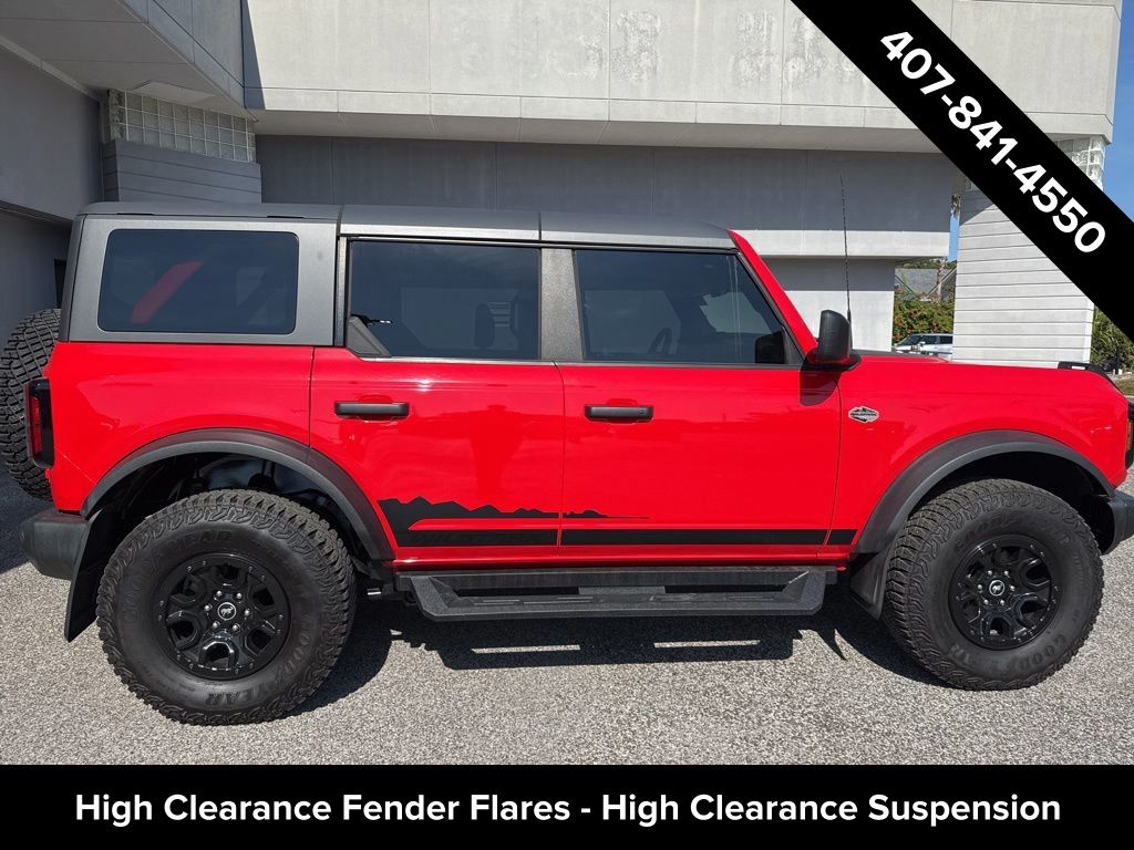 2023 Ford Bronco Wildtrak photo 2