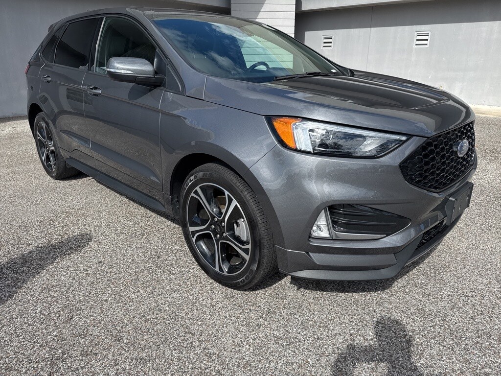 Used 2023 Ford Edge ST SUV