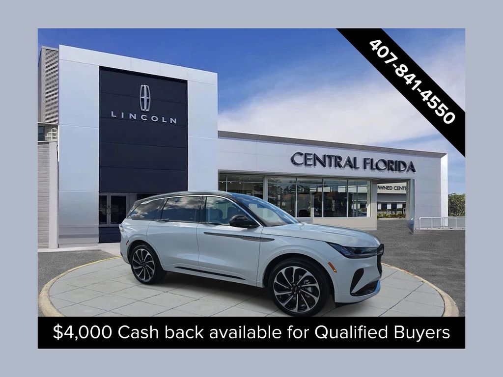 2026 Lincoln Nautilus Black Label's photo