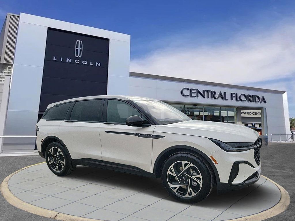 New 2025 Lincoln Nautilus Premiere SUV