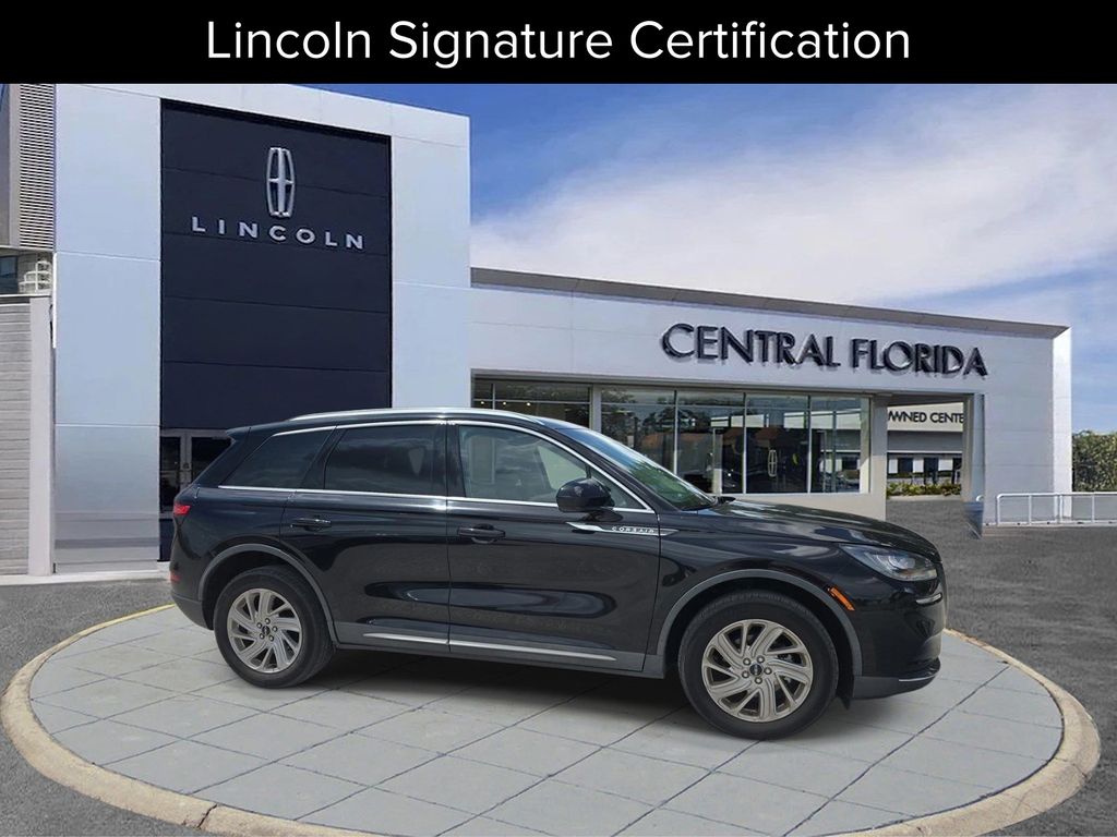 2022 Lincoln Corsair FWD's photo