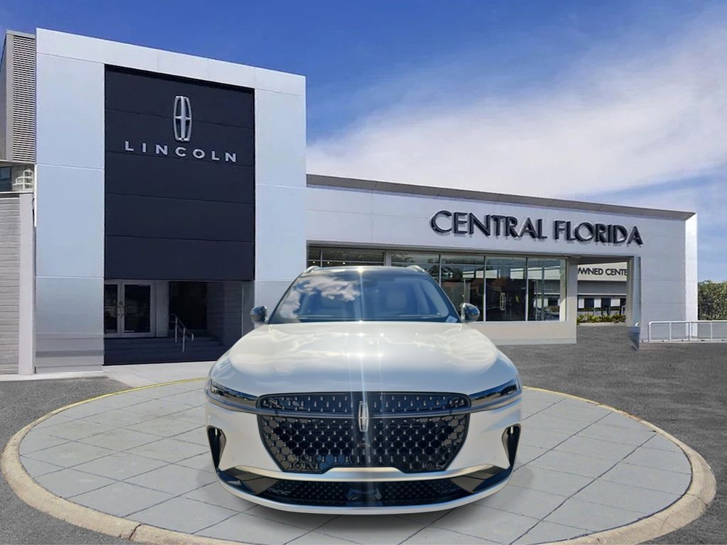 2026 Lincoln Nautilus Black Label photo 2