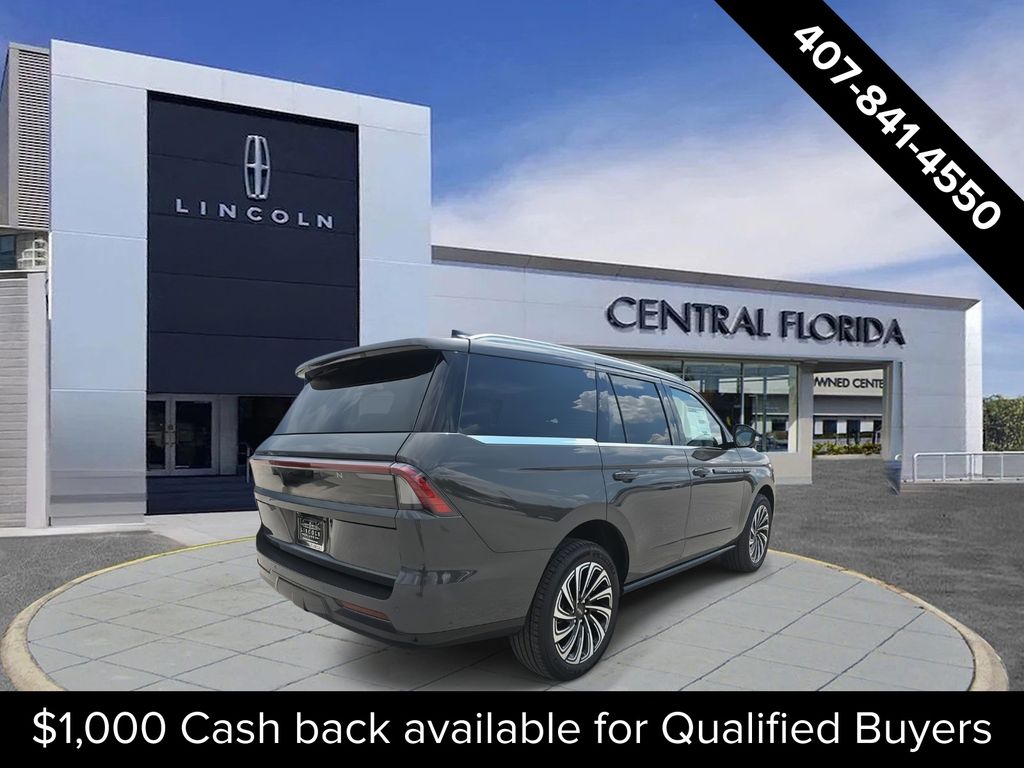 2025 Lincoln Navigator Black Label photo 2