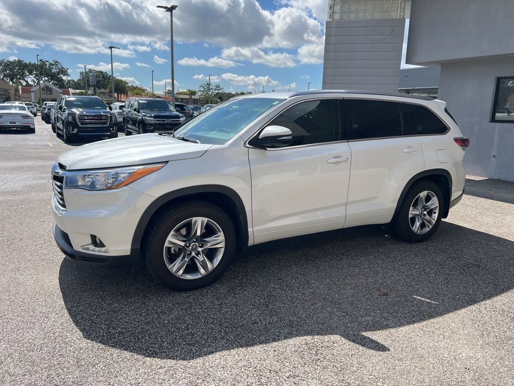 Used 2016 Toyota Highlander Limited Platinum V6 SUV