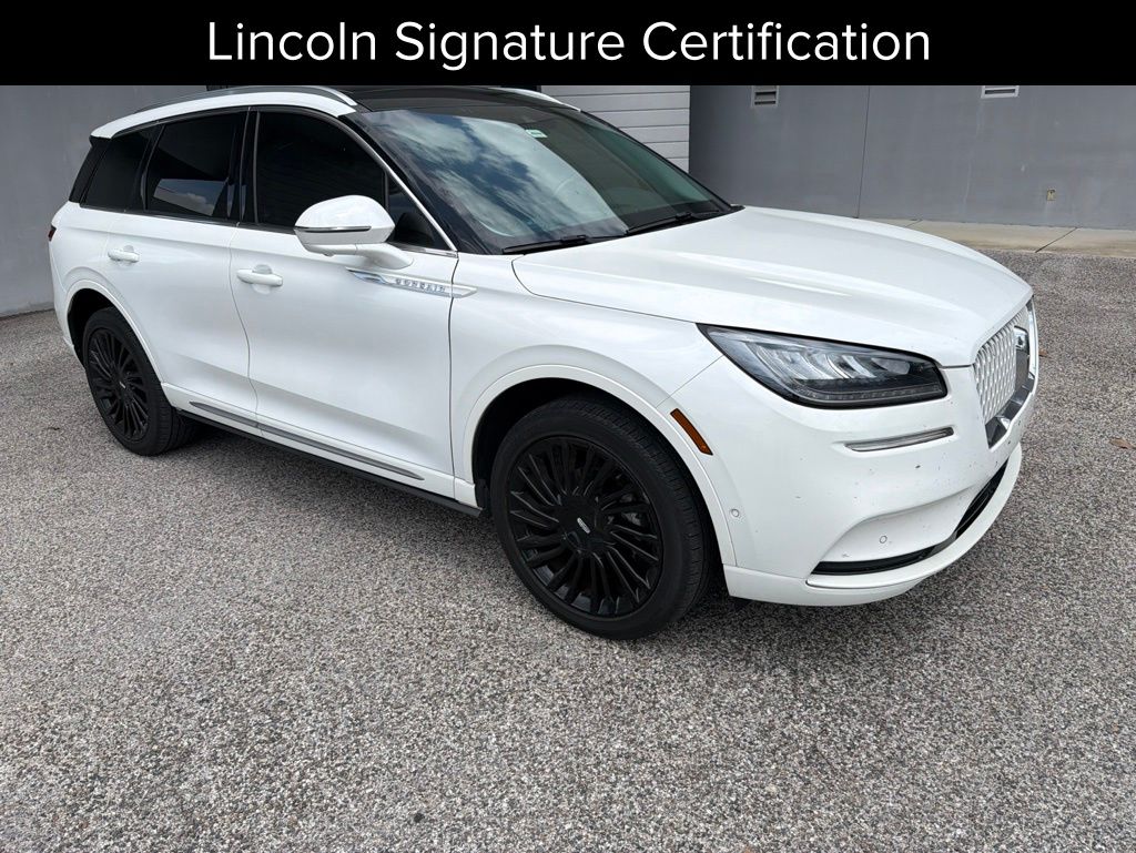 2022 Lincoln Corsair Reserve FWD's photo