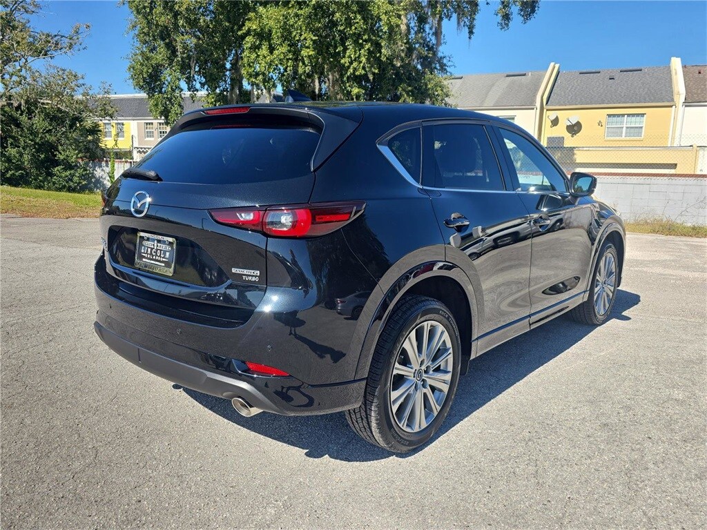 2022 Mazda CX-5 2.5 Turbo Signature photo 2