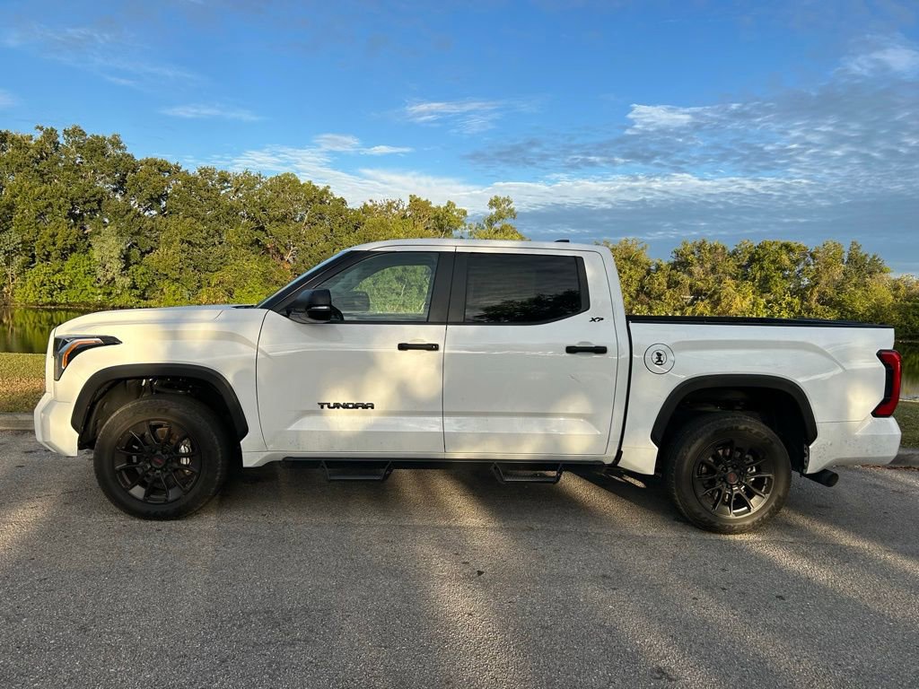 2024 Toyota Tundra SR5 photo 2