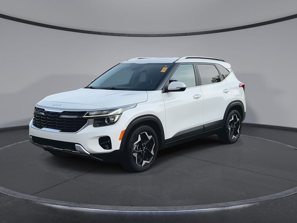Used 2024 Kia Seltos EX SUV