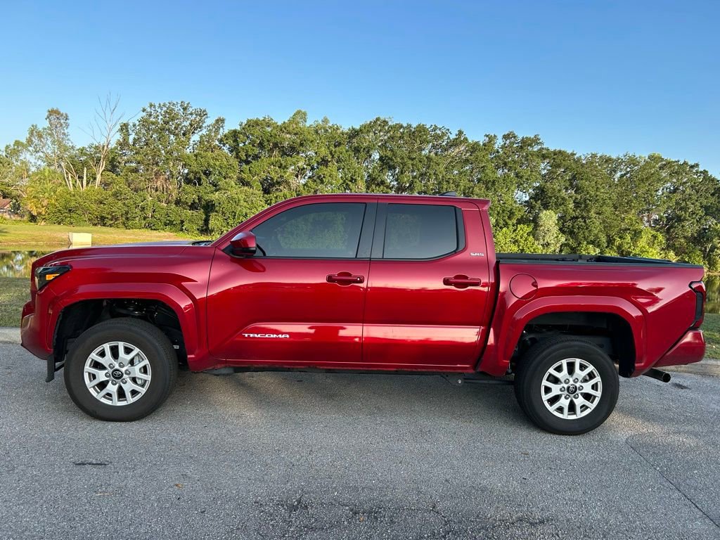 2024 Toyota Tacoma SR5 photo 2