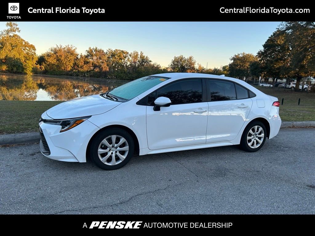 2024 Toyota Corolla LE