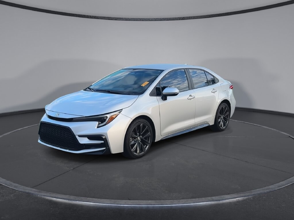Used 2023 Toyota Corolla SE Sedan