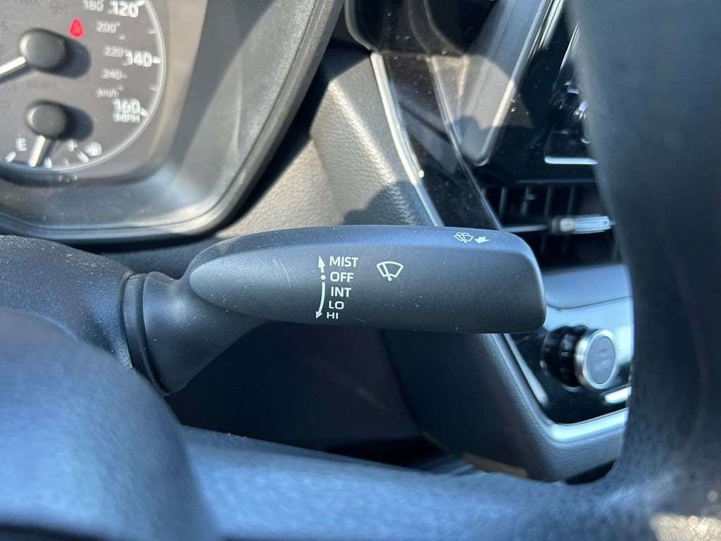 2023 Toyota Corolla LE - Photo 20